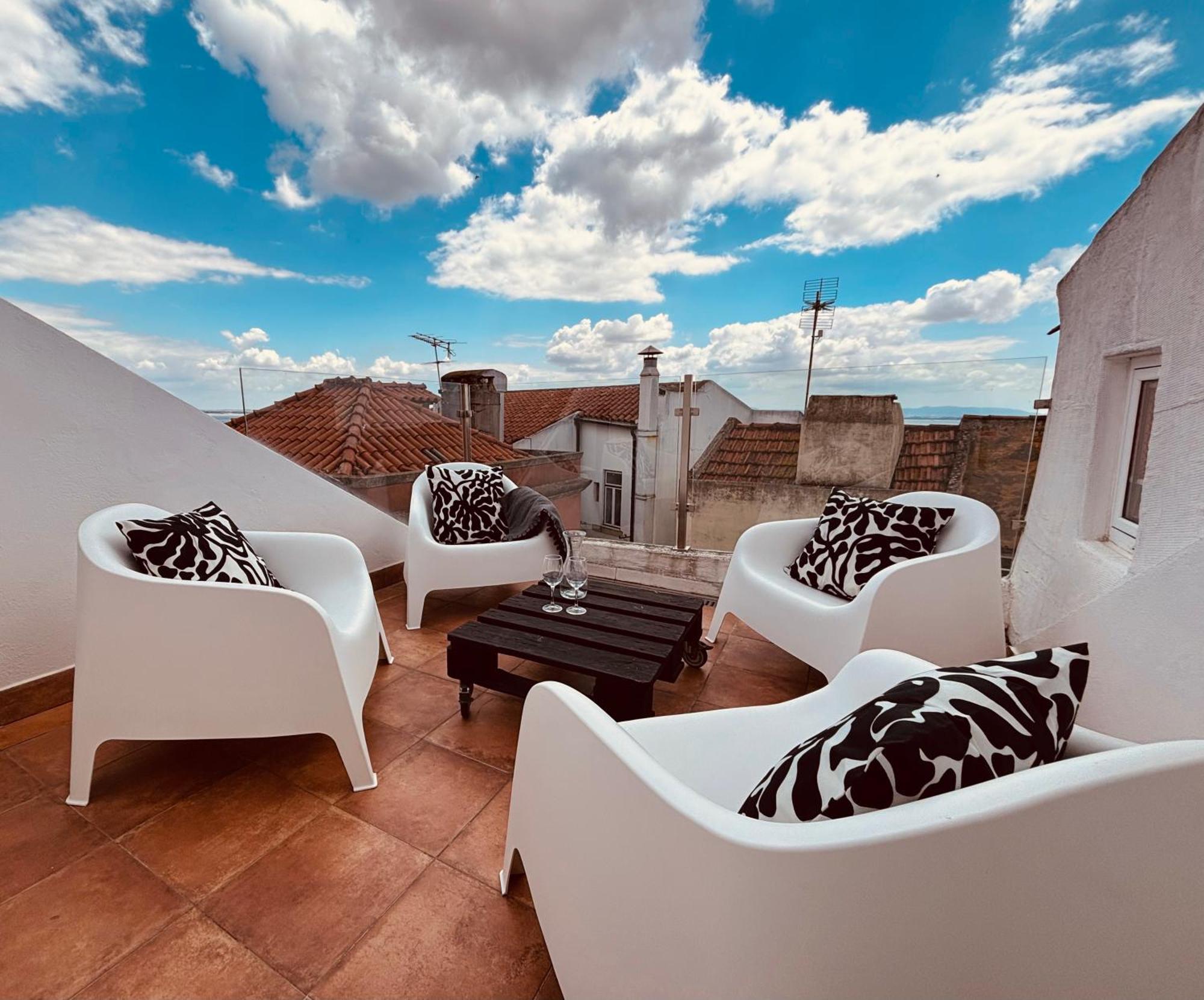 Cosy Alfama Hideout - With Rooftop Terrace Lisboa Eksteriør billede
